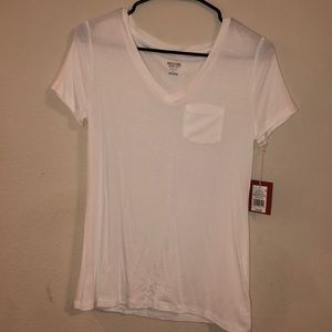 White pocket t-shirt